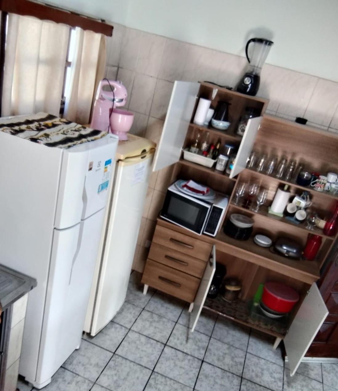 Casa Proximo A Com Churrasqueira E Ar Condicionado! *