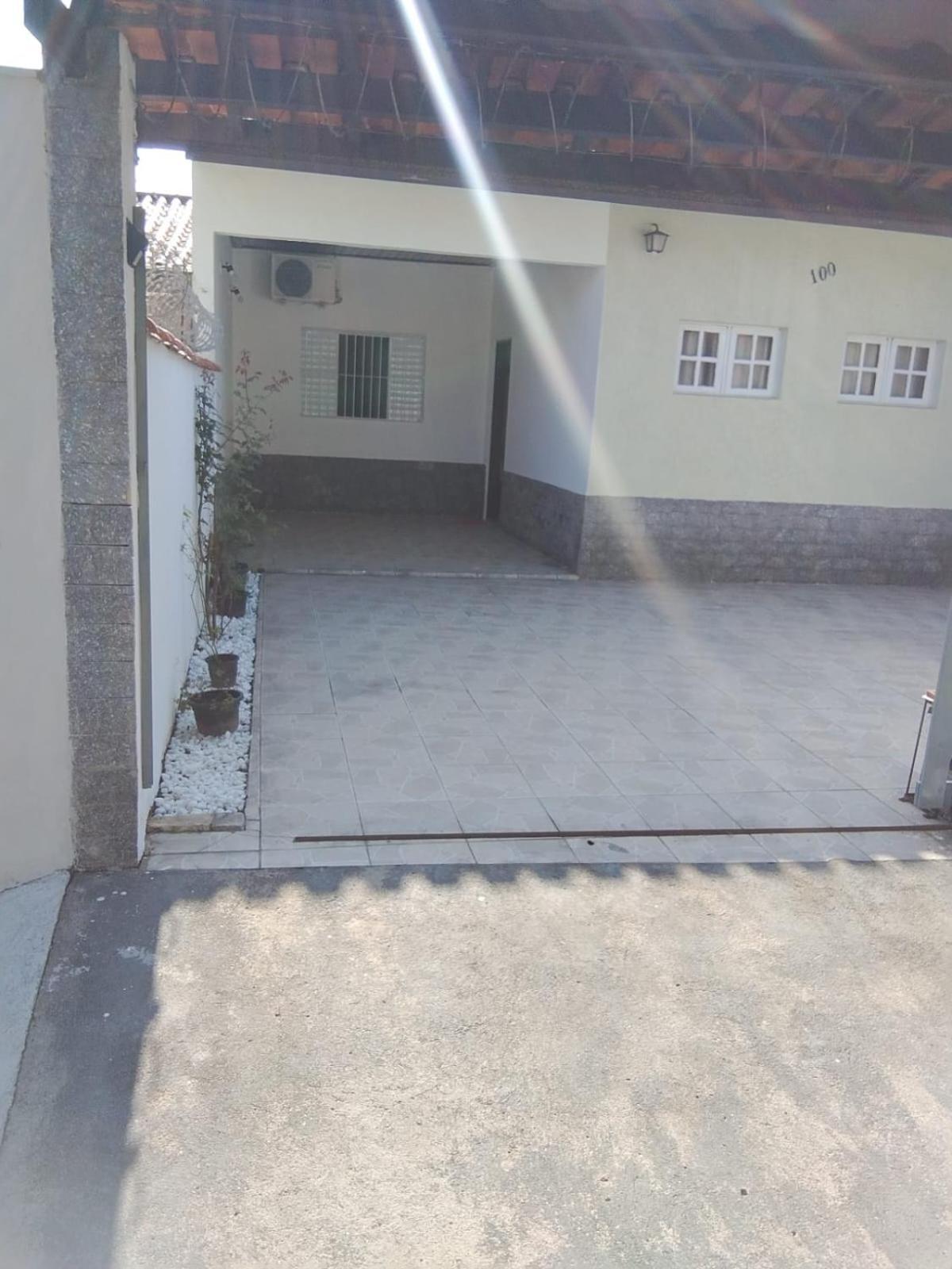 Casa Proximo A Com Churrasqueira E Ar Condicionado! Holiday home Caraguatatuba